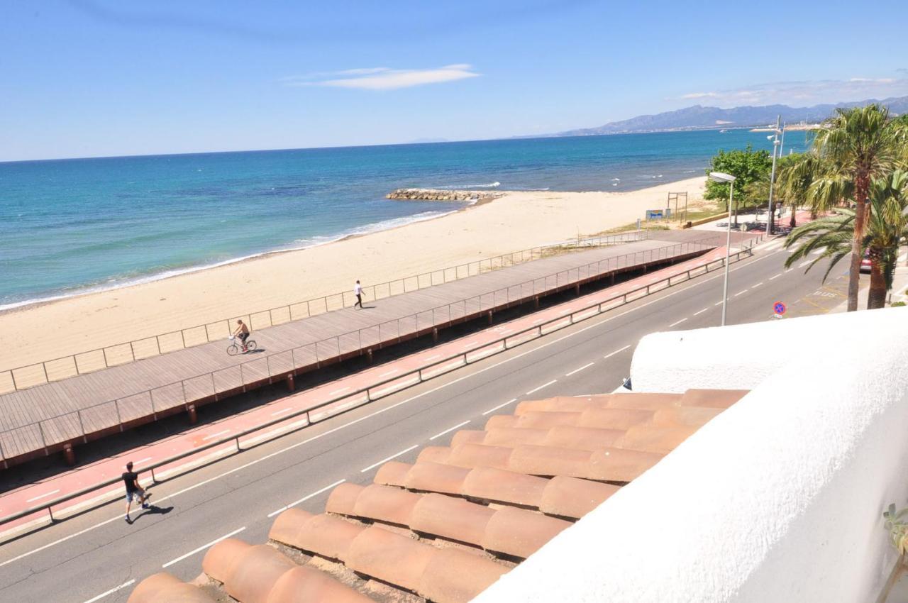 Tallats Litoral Costa Dorada - Only Families Кембрилс Екстериор снимка