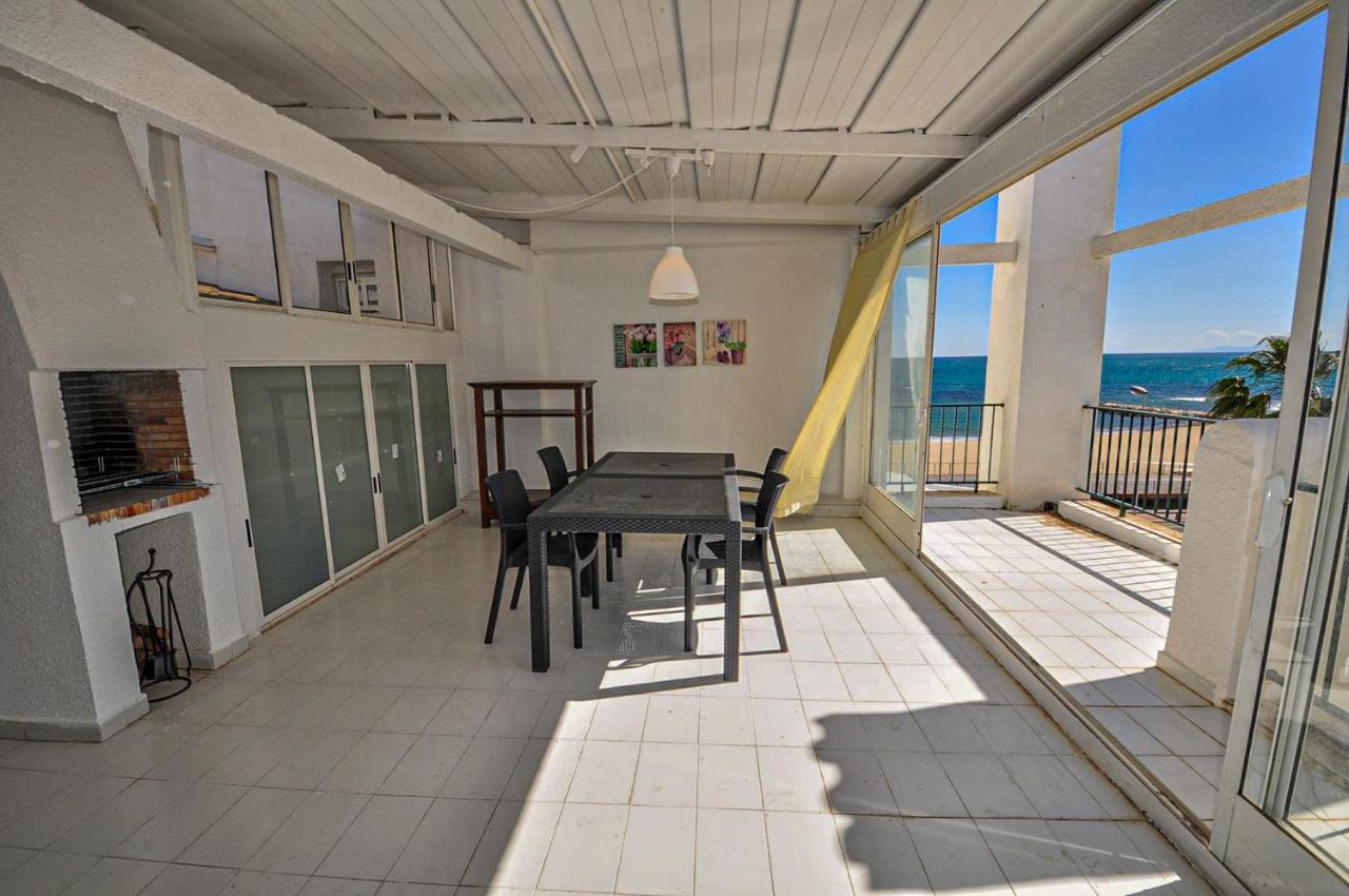 Tallats Litoral Costa Dorada - Only Families Кембрилс Екстериор снимка