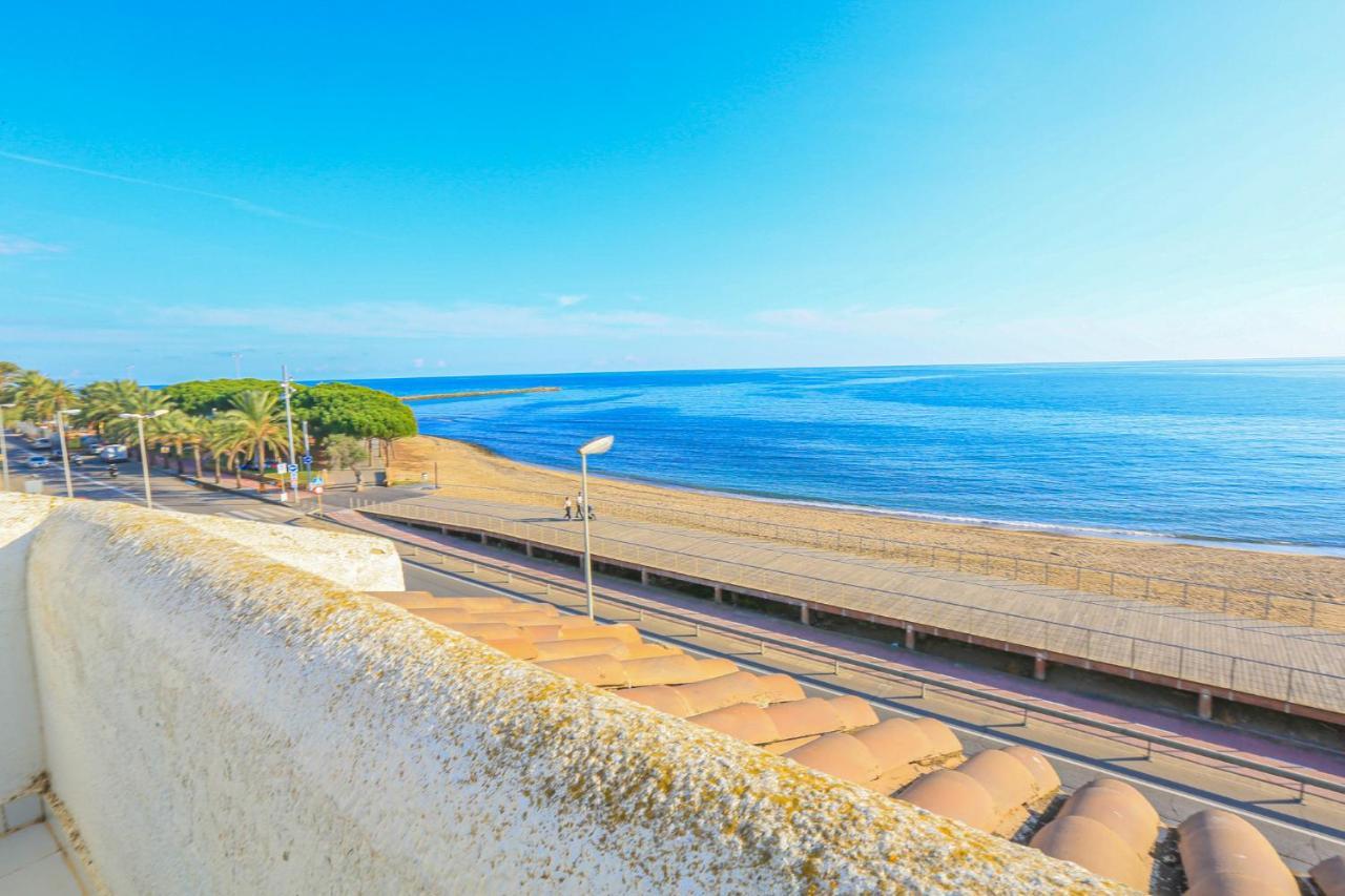 Tallats Litoral Costa Dorada - Only Families Кембрилс Екстериор снимка